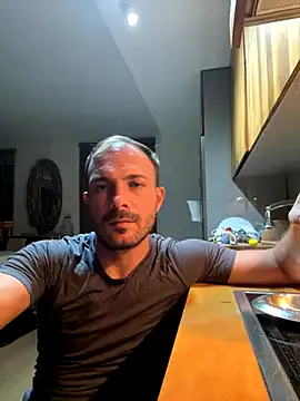 ValkyriiaSteel – webcam model profile photo Image 18