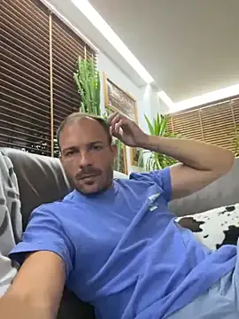 ValkyriiaSteel – webcam model profile photo Image 2