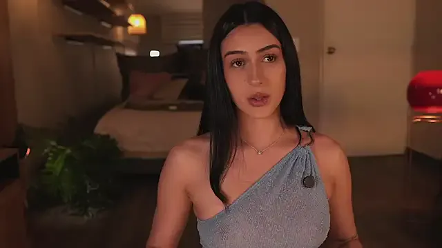 HANNIA_BAILEYS – webcam model profile photo Image 7