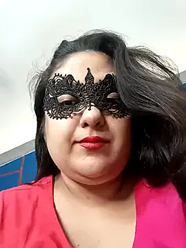 CassieGil – webcam model profile photo Image 10