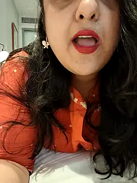 CassieGil – webcam model profile photo Image 18