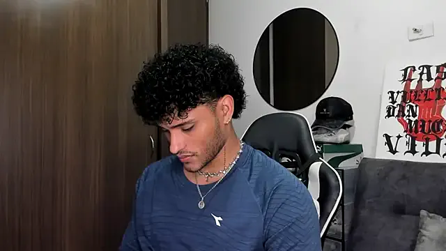 ValMoonlight – webcam model profile photo Image 8