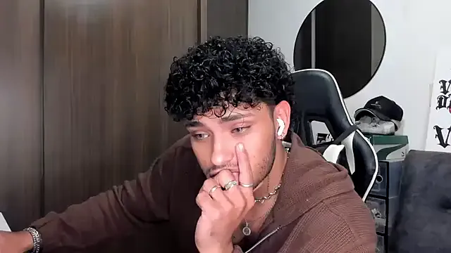 ValMoonlight – webcam model profile photo Image 9