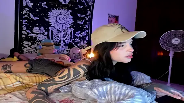 _Crystal_evains – webcam model profile photo Image 7