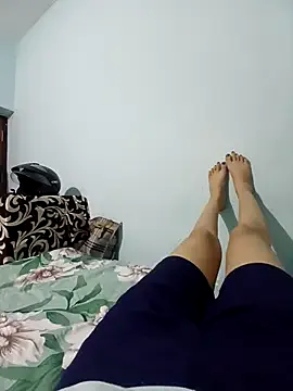 XxAlliGirlNextDoor – webcam model profile photo Image 5