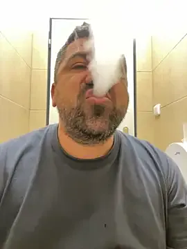 AmyBelmontt – webcam model profile photo Image 18