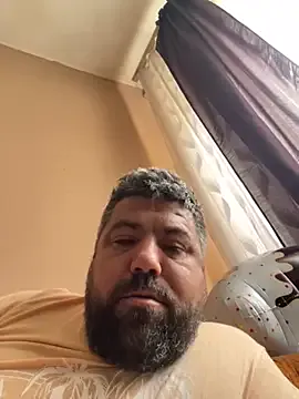 AmyBelmontt – webcam model profile photo Image 3