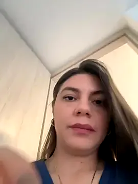 andra_rose – webcam model profile photo Image 12