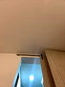 andra_rose – webcam model profile photo Image 13