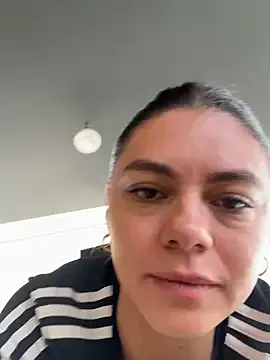 andra_rose – webcam model profile photo Image 17