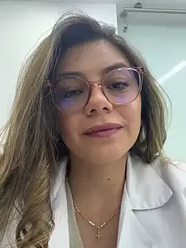 andra_rose – webcam model profile photo Image 3