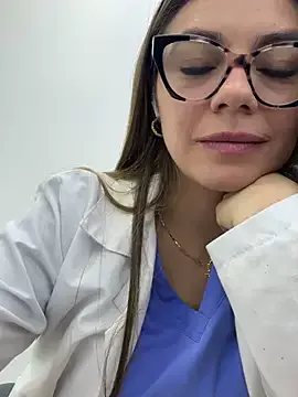 andra_rose – webcam model profile photo Image 5