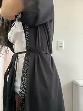 AmyBelmontt – webcam model profile photo Image 10