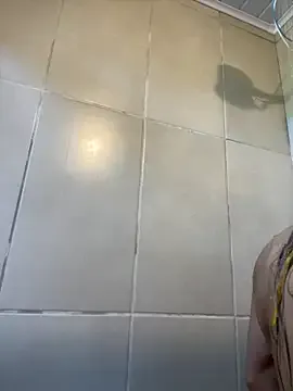 AmyBelmontt – webcam model profile photo Image 14