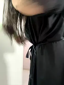 AmyBelmontt – webcam model profile photo Image 6