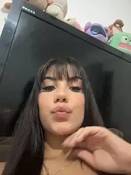 GianaBravo – webcam model profile photo Image 10