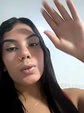 GianaBravo – webcam model profile photo Image 7