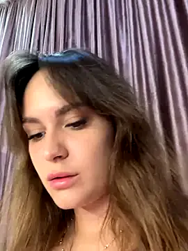 bustytemptress1 – webcam model profile photo Image 2