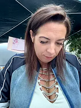 MeilynDuque – webcam model profile photo Image 16