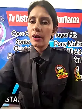 AmyBelmontt – webcam model profile photo Image 18