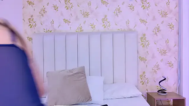 Eva_kinkystudent – webcam model profile photo Image 17