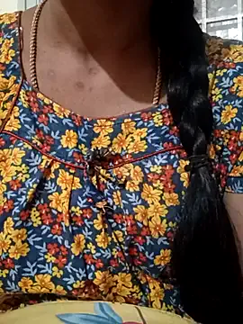 SophieBlaake – webcam model profile photo Image 12