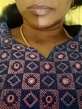 SophieBlaake – webcam model profile photo Image 14