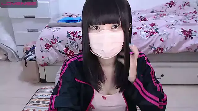 HannaWade – webcam model profile photo Image 3