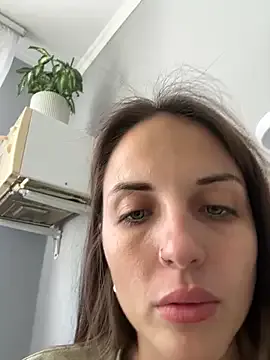 CassieGil – webcam model profile photo Image 18