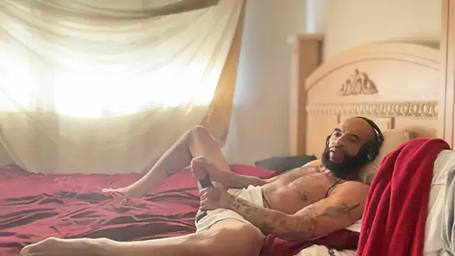 Your_Jessica – webcam model profile photo Image 15