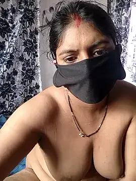 Holly-Glamour – webcam model profile photo Image 16