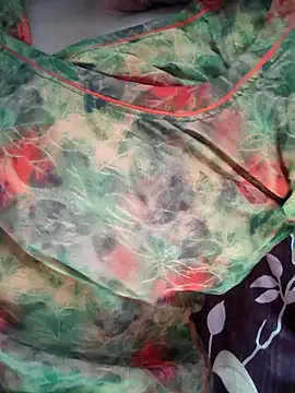 Holly-Glamour – webcam model profile photo Image 8