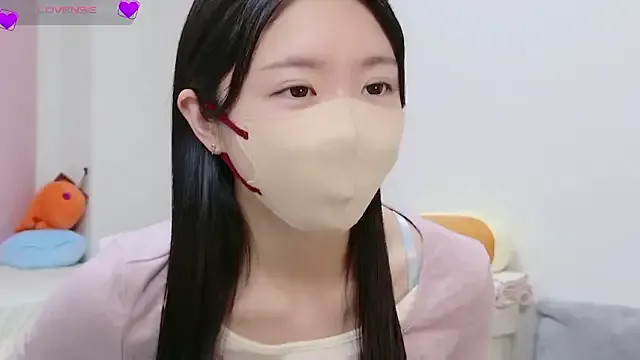 IsaBaldwin – webcam model profile photo Image 19