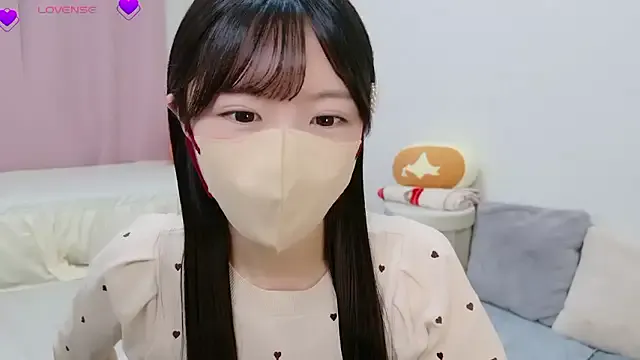 IsaBaldwin – webcam model profile photo Image 9