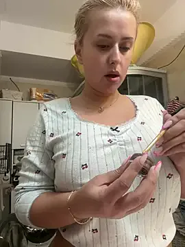 NoaRivas – webcam model profile photo Image 3