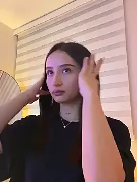 -rosi – webcam model profile photo Image 2