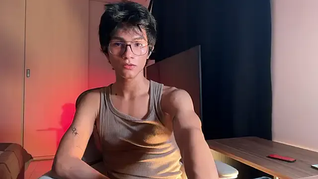 playhardsex – webcam model profile photo Image 14