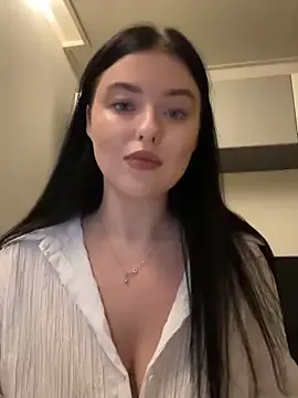 RubyCrox – webcam model profile photo Image 12