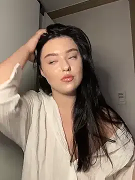 RubyCrox – webcam model profile photo Image 5