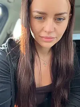 preetypeach – webcam model profile photo Image 4