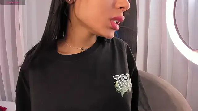 ivenxxxvain – webcam model profile photo Image 11