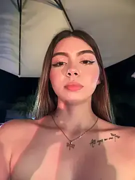 PaulinaCapriles – webcam model profile photo Image 5