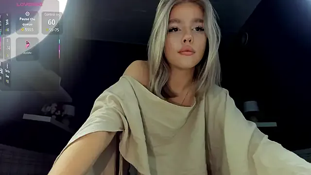 Emma_Lunny – webcam model profile photo Image 2