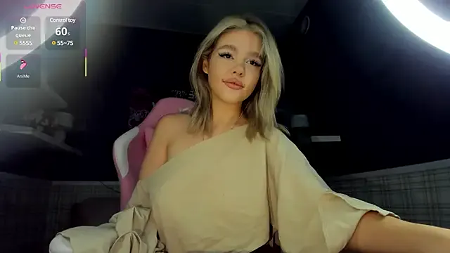 Emma_Lunny – webcam model profile photo Image 3