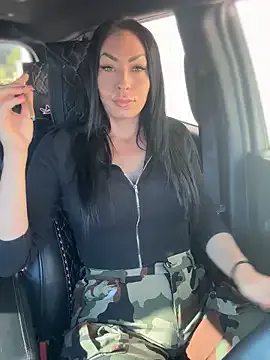 AdelineFoster – webcam model profile photo Image 12