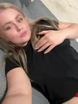 ClaudiaMarie – webcam model profile photo Image 6