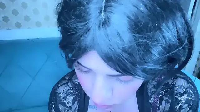 ValleryStorm – webcam model profile photo Image 5