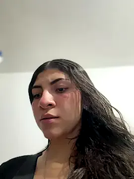 AuroraRuiz – webcam model profile photo Image 14