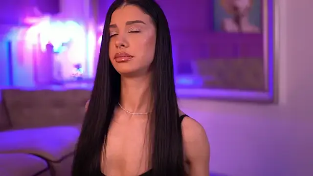 SkyLumen – webcam model profile photo Image 7