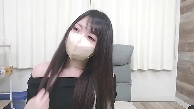 SerenaVelour – webcam model profile photo Image 11